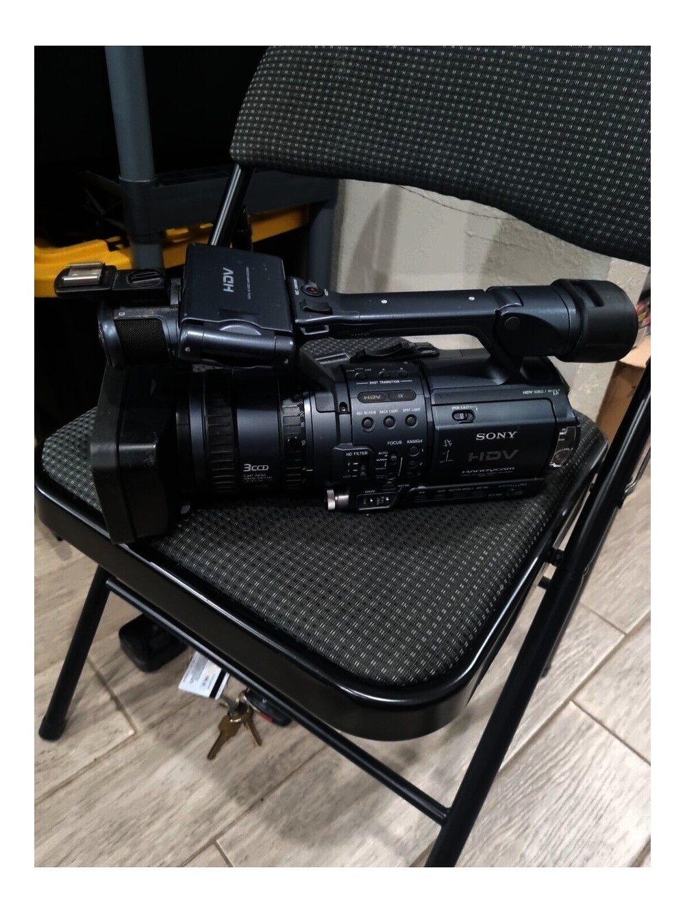 Sony HDR-FX1 3CCD HD Mini DV Camcorder